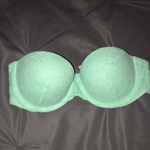 Lacey Strapless Bra